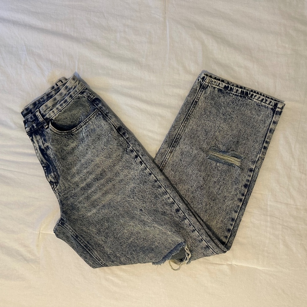 Distrissed Acid Wash Mid Rise Baggy Boyfriend Jeans